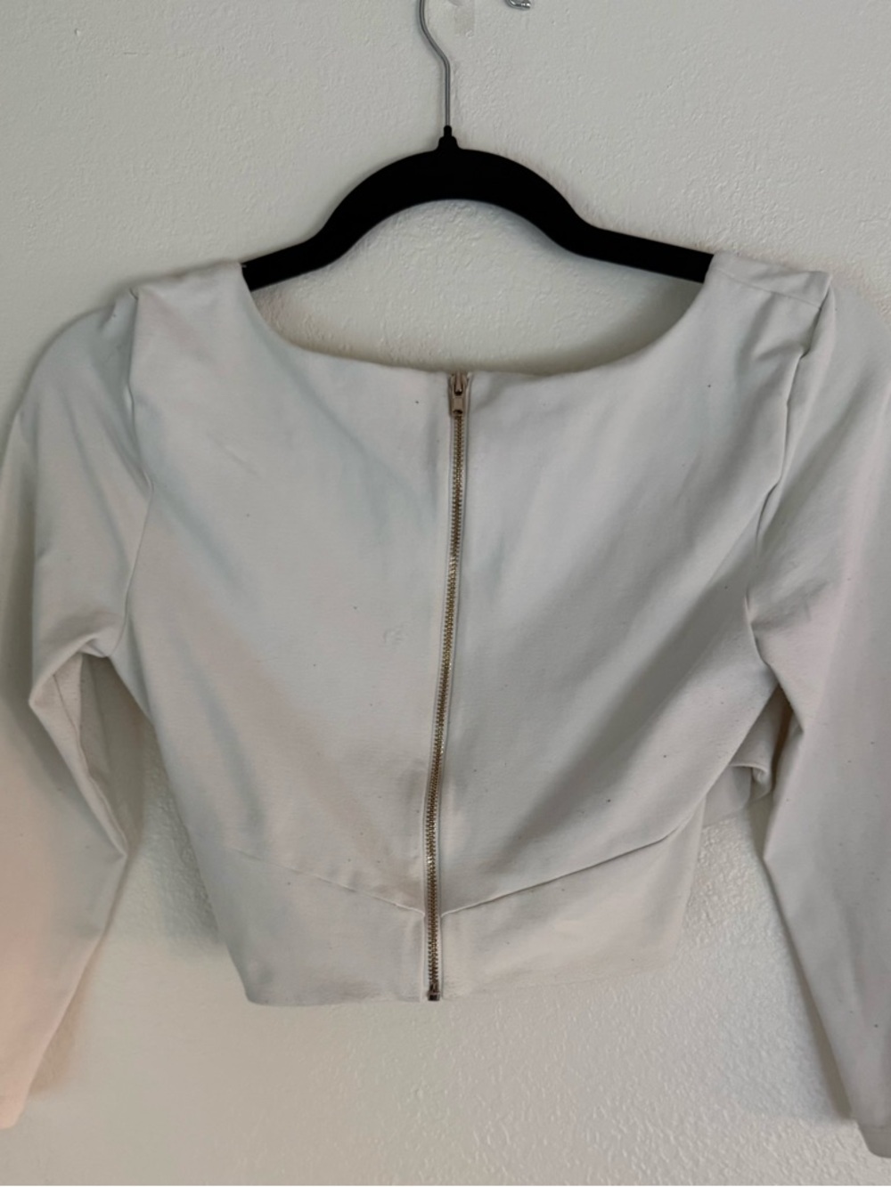 bebe White Cropped Wrap V-Neck Long Sleeve Top - Picture 2 of 5